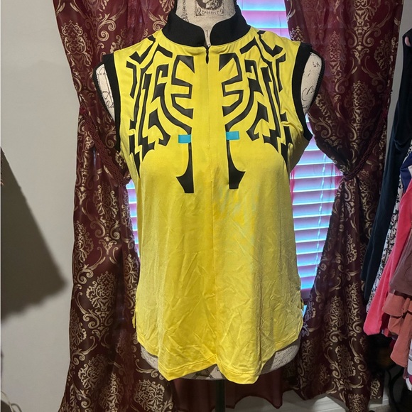 jamie sadock Tops - Jamie Sadock Yellow and Black Graphic Blouse